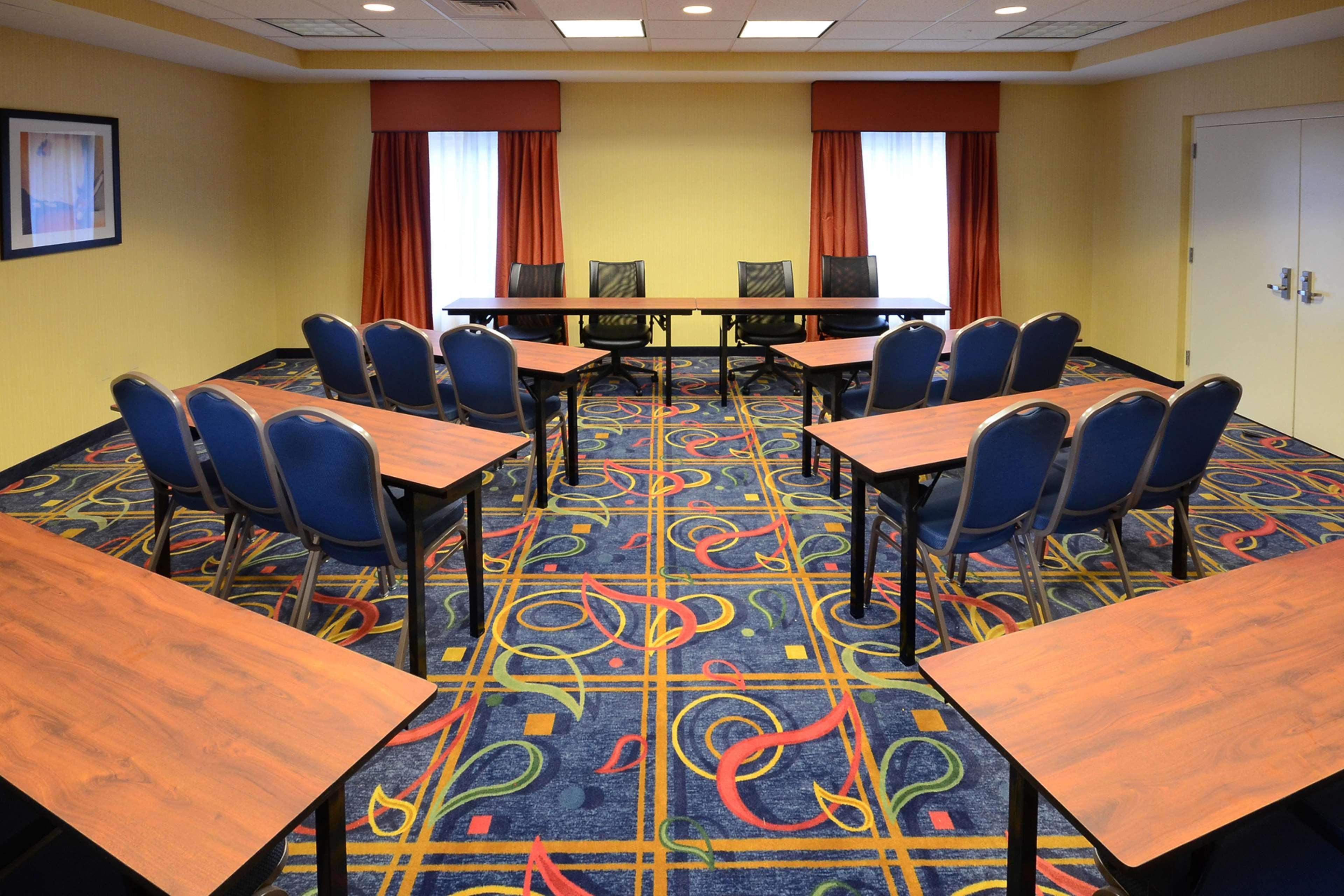 Hampton Inn & Suites Huntersville Bagian luar foto