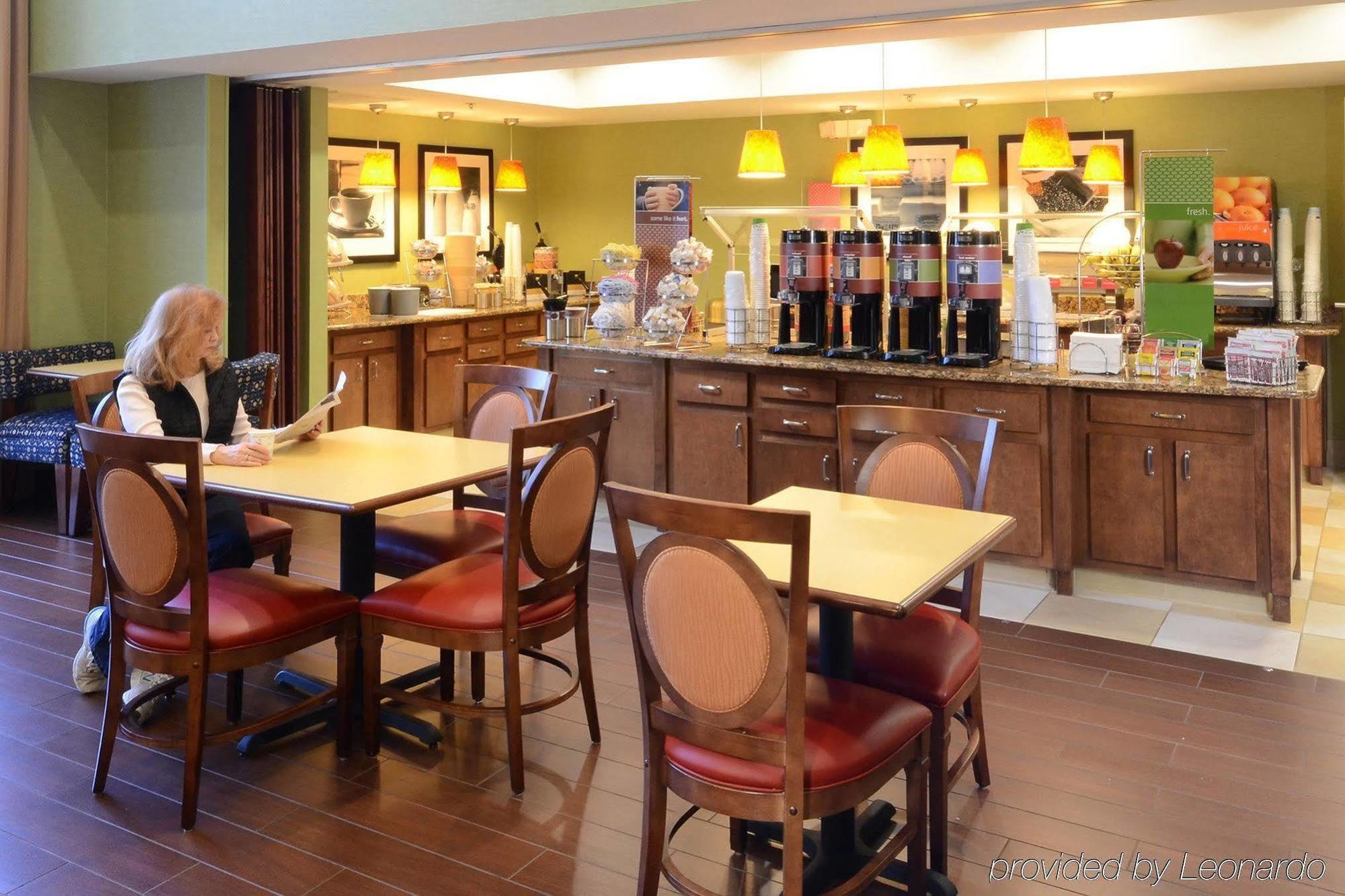 Hampton Inn & Suites Huntersville Bagian luar foto