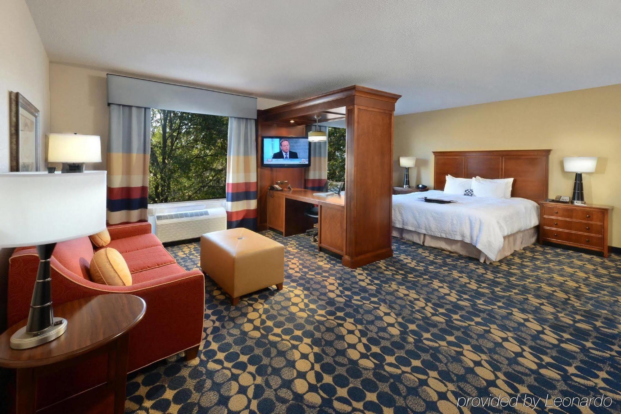 Hampton Inn & Suites Huntersville Bagian luar foto